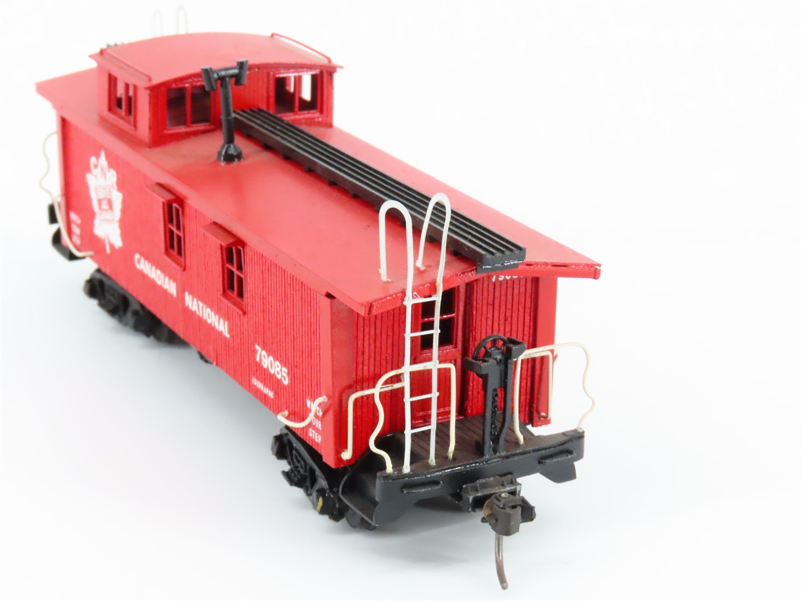 HO Wood/Metal CN Canadian National Offset Cupola Caboose 79085 -Custom