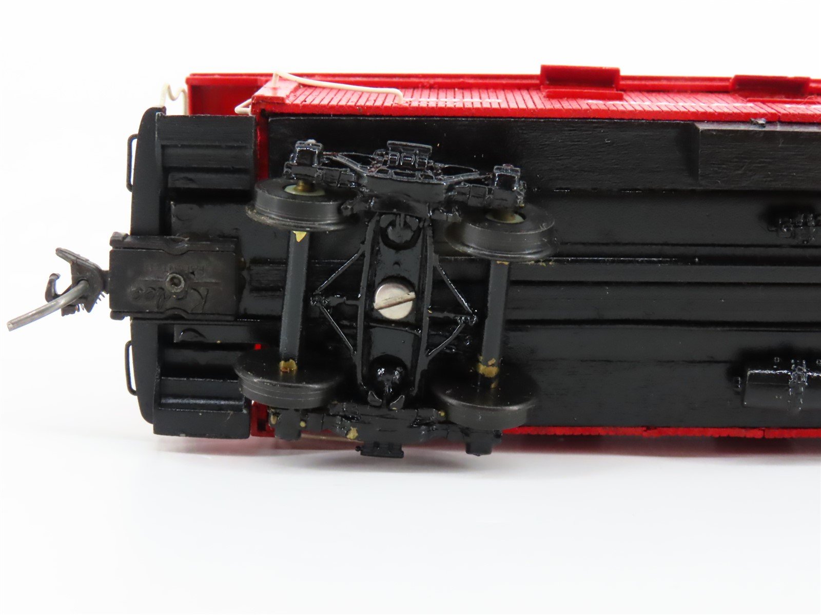 HO Wood/Metal CN Canadian National Offset Cupola Caboose 79085 -Custom