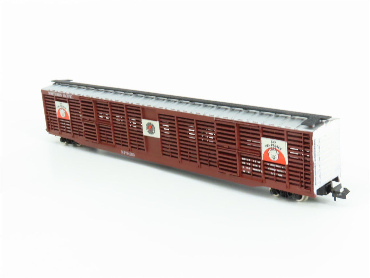 N Scale Atlas 3121 NP Northern Pacific Pig Palace Hi-Cube 85&#39; Stock Car #84200