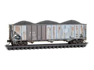 N Micro-Trains MTL 98305085 B&LE/ex-RI 3-Bay Hoppers 2-Pack w/ Load - Weathered