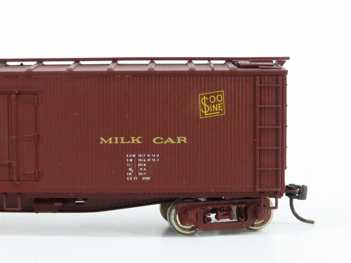 HO Scale Accurail SOO Line Railroad 40&#39; Wooden Milk Reefer #2407 - Custom