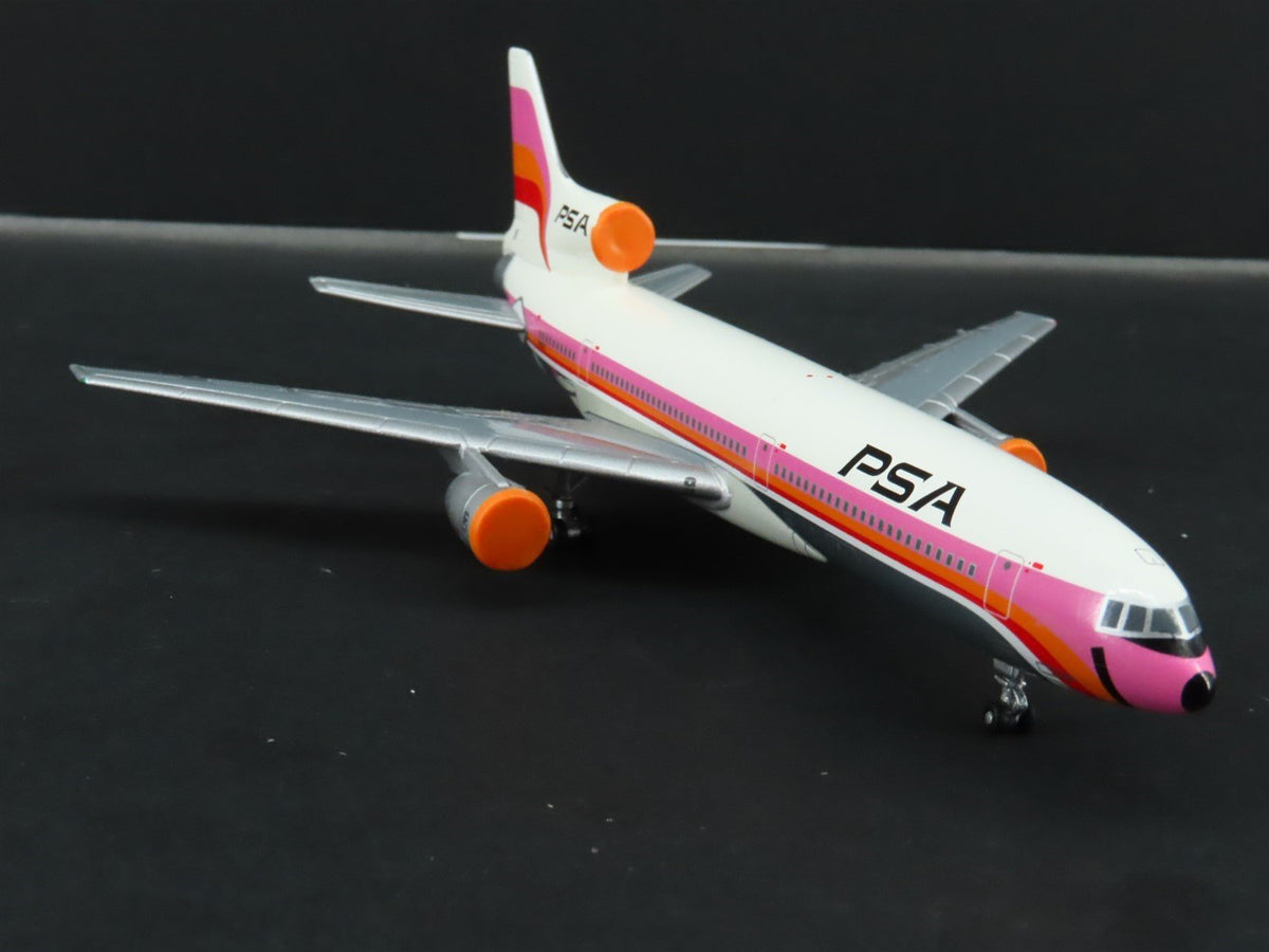 1:400 Scale Jet-X Pacific Southwest Lockheed L-1011-1 Aircraft N10112 - Pink