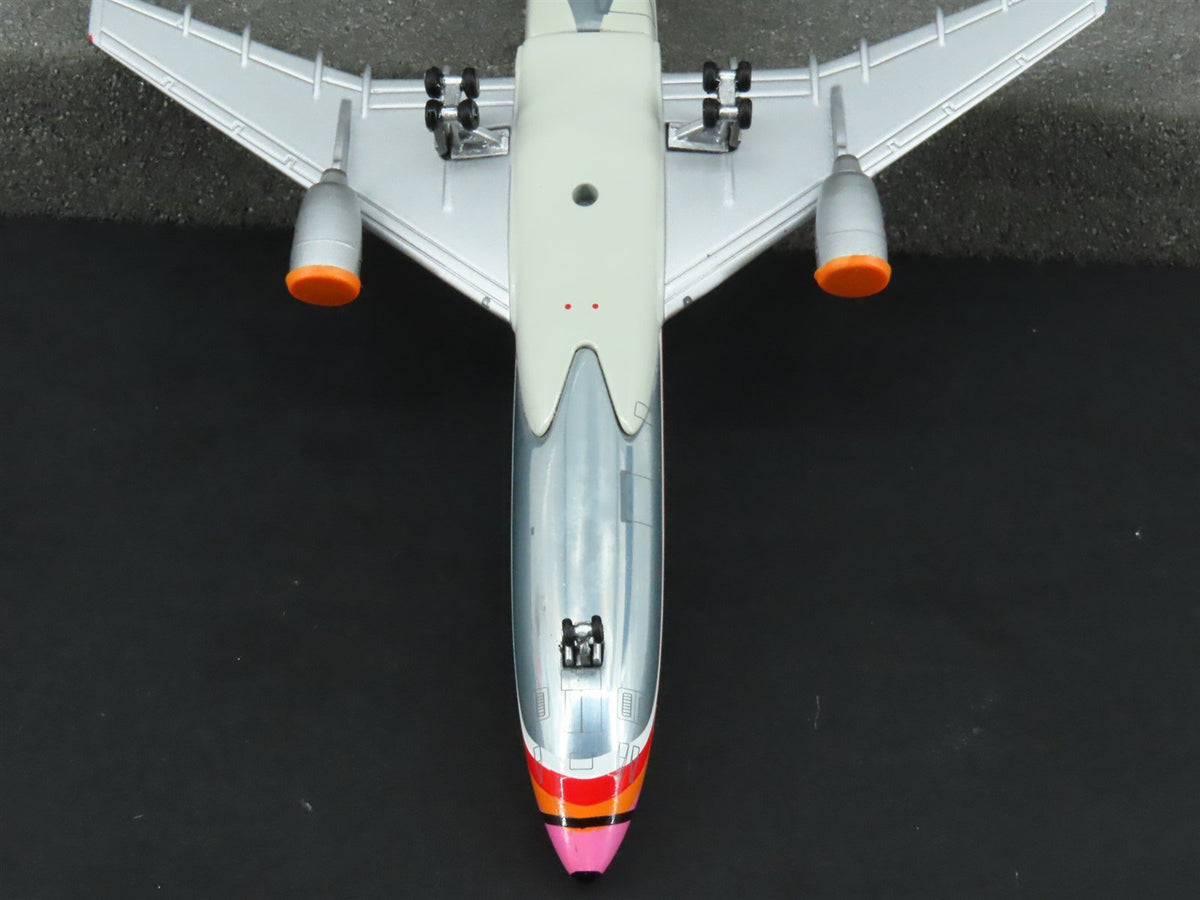 1:400 Scale Jet-X Pacific Southwest Lockheed L-1011-1 Aircraft N10112 - Pink