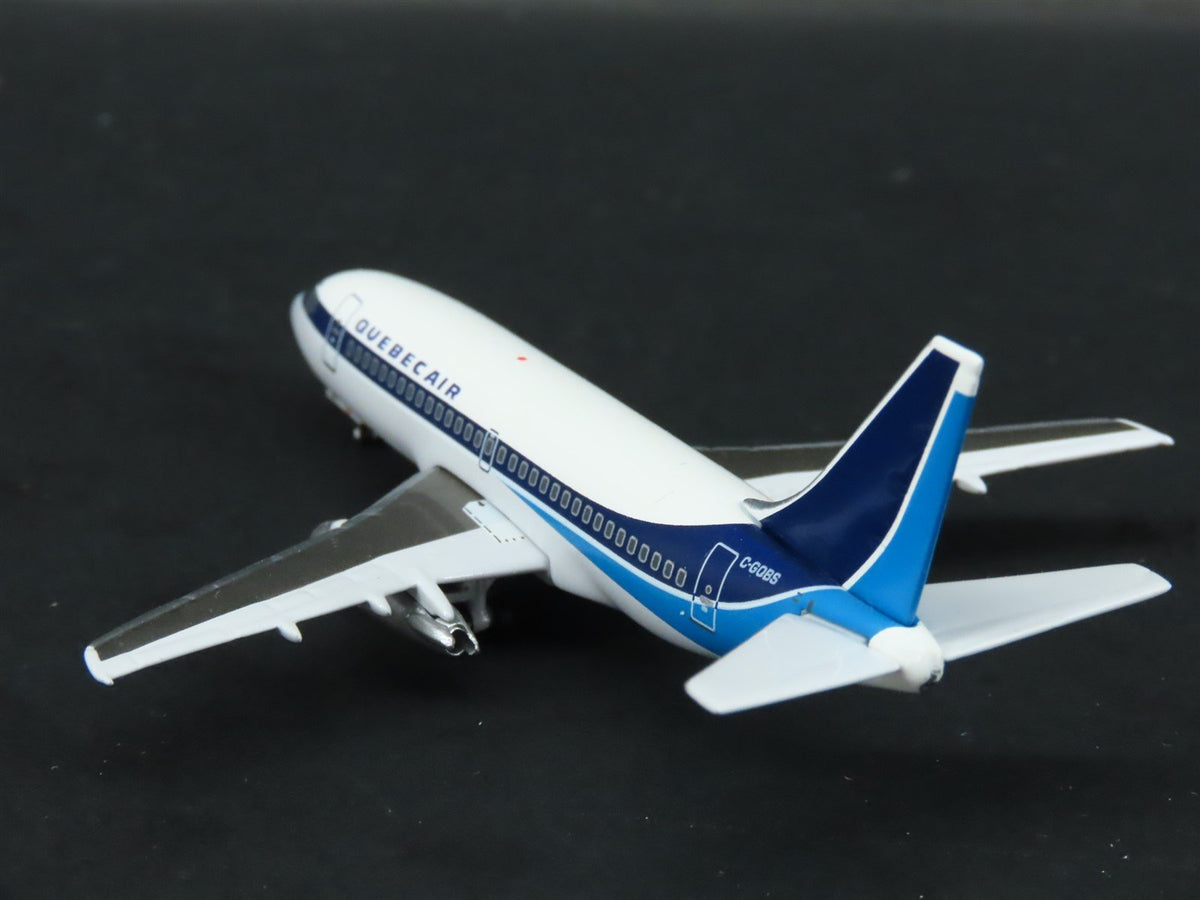 1:400 Scale Aero Classics Die-Cast Quebecair Boeing B-737-200 Aircraft C-GQBS