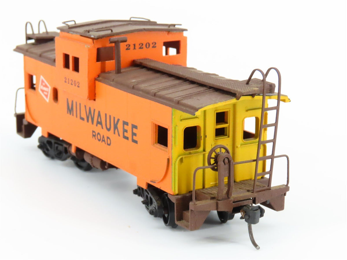 HO Scale Athearn MILW Milwaukee Road Extended Vision Caboose #21202 - Custom