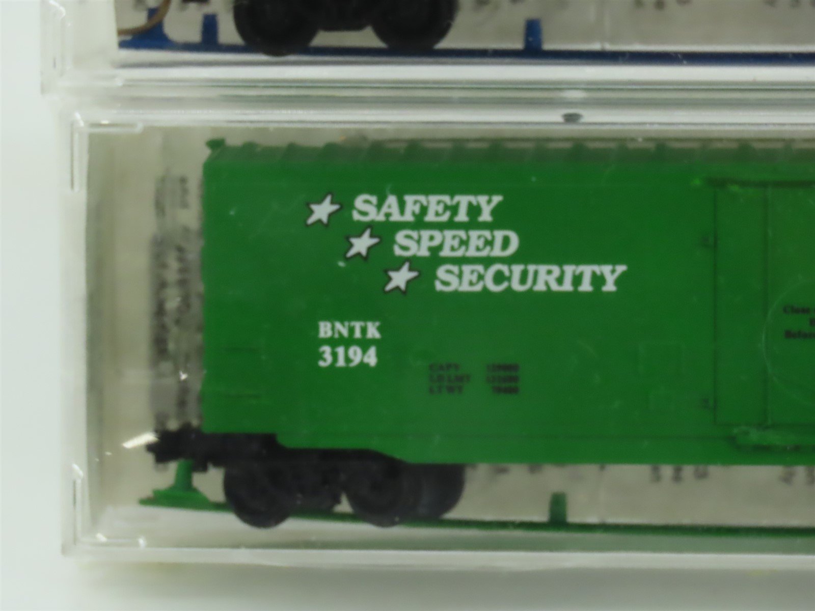 N Micro-Trains MTL Special Run BNTK Route 160 Single Door Box Car 2-Pack Sealed