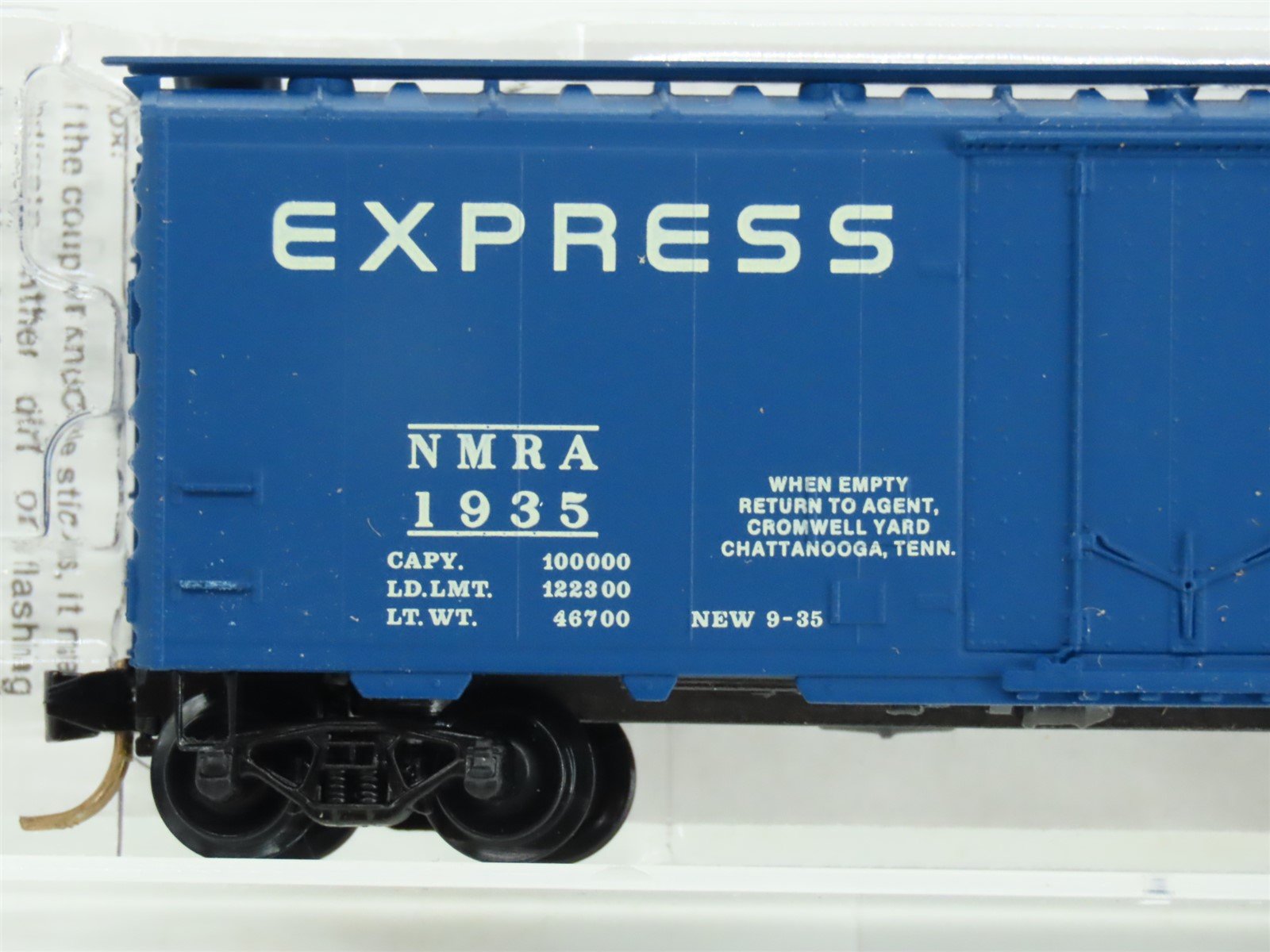N Micro-Trains MTL Special Run NMRA Express Service Single Door Box Car #1935