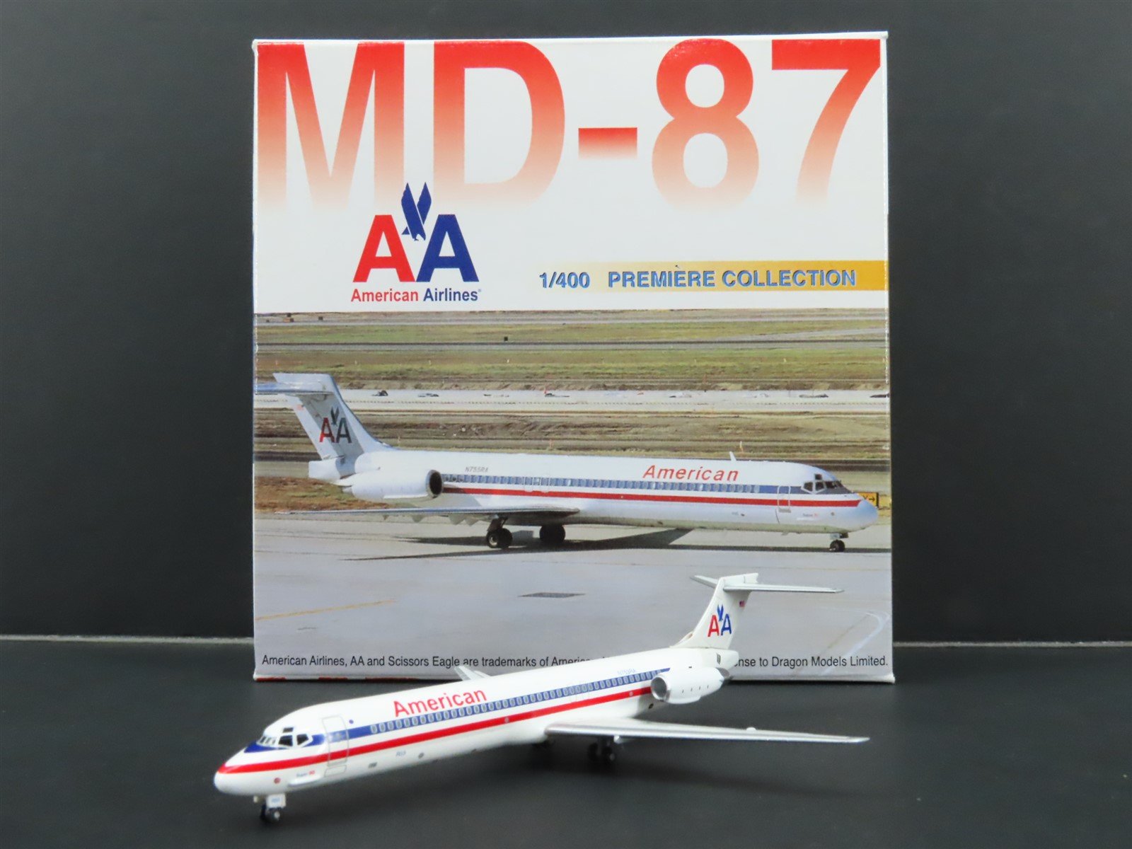 1:400 Dragon Wings 55260 Die-Cast American McDonnell Douglas MD-87 Airliner