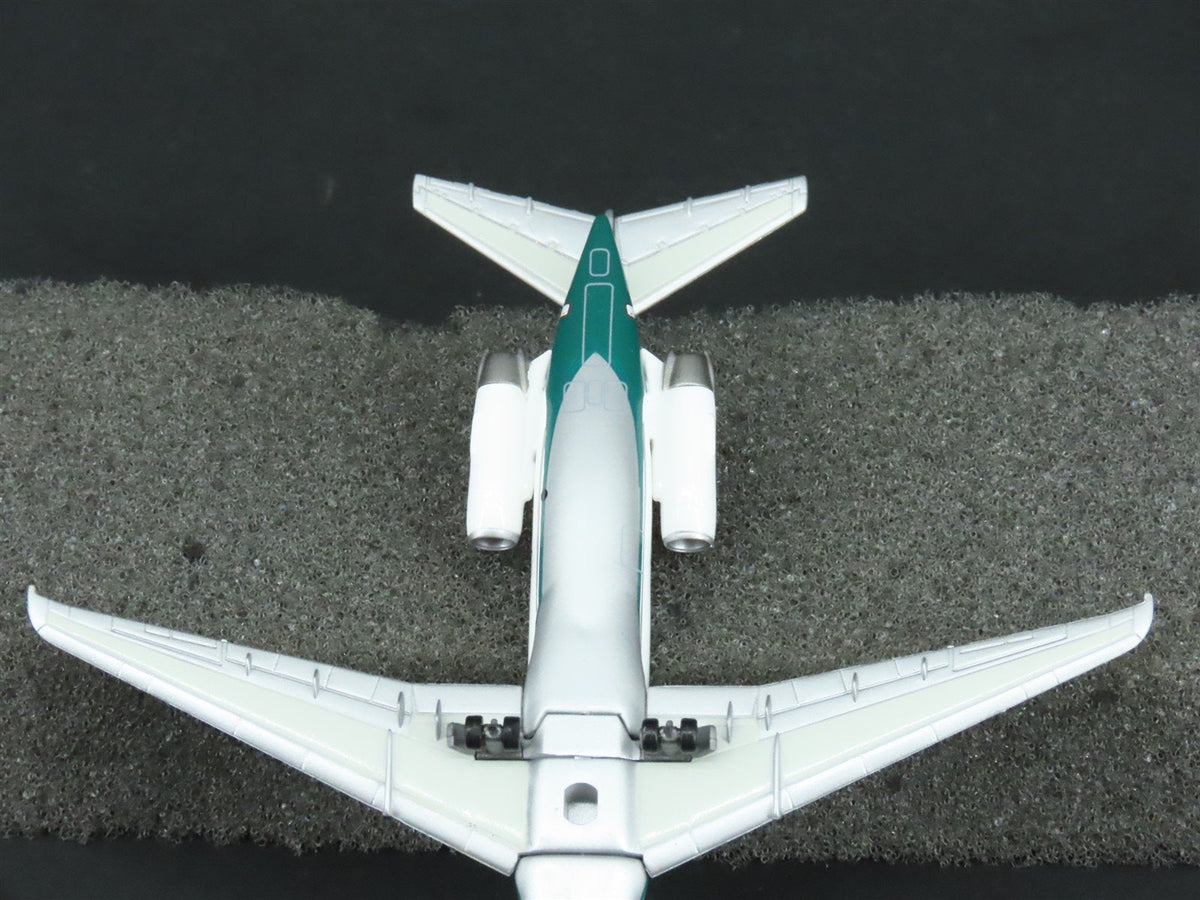 1:400 Dragon Wings 55488 Die-Cast Reno Air McDonnell Douglas MD-83 Airliner