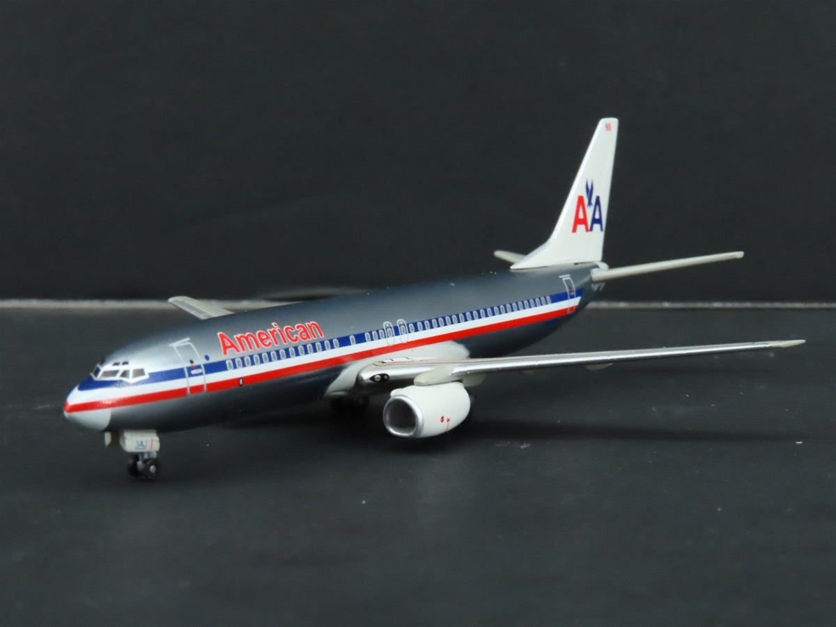 1:400 Dragon Wings 55242 Die-Cast American Airlines B737-823 Airliner