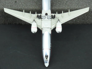 1:400 Dragon Wings 55242 Die-Cast American Airlines B737-823 Airliner