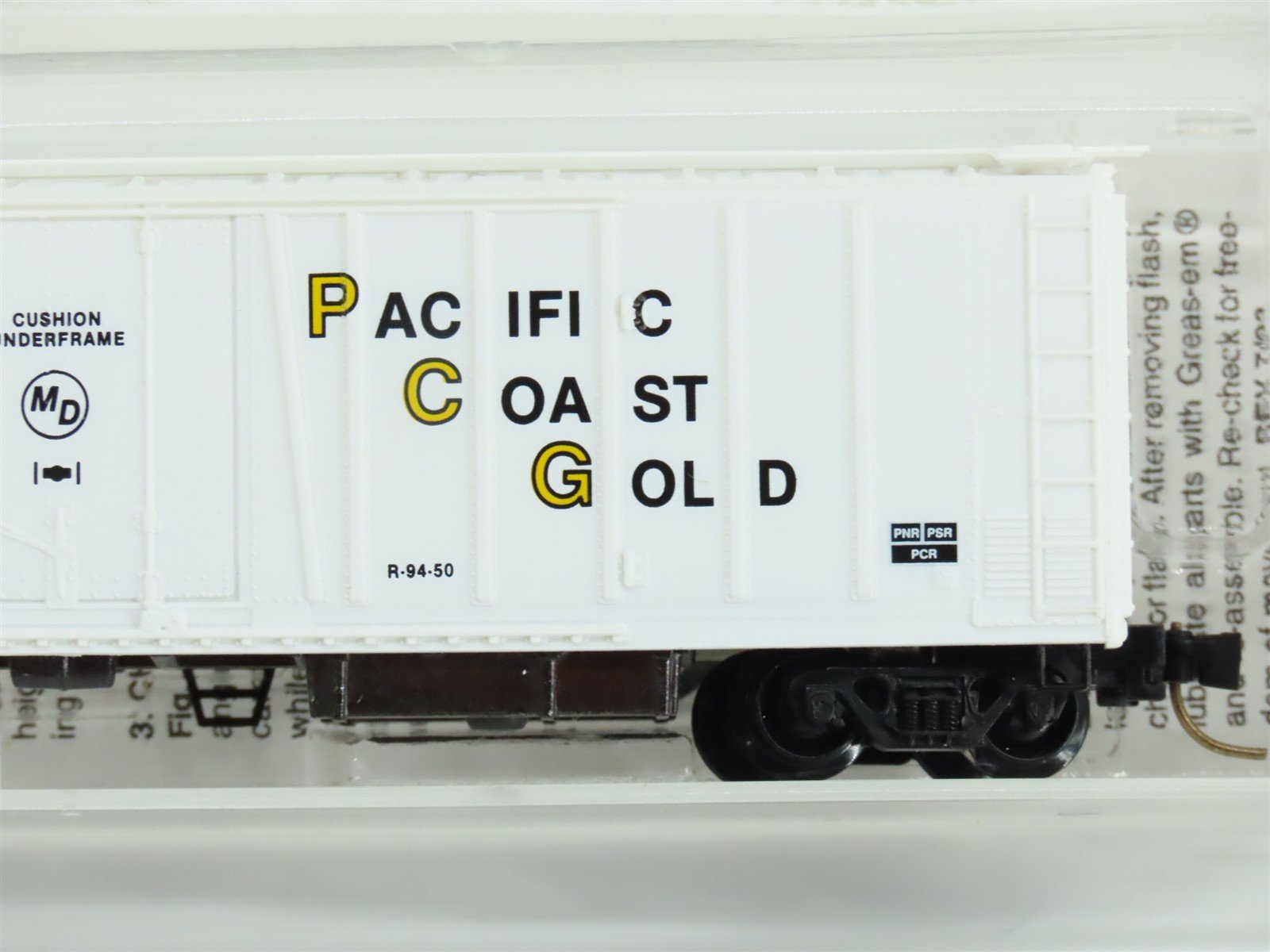 N Micro-Trains MTL Special Run PCRX Pacific Coast Gold Mechanical Reefer #1994