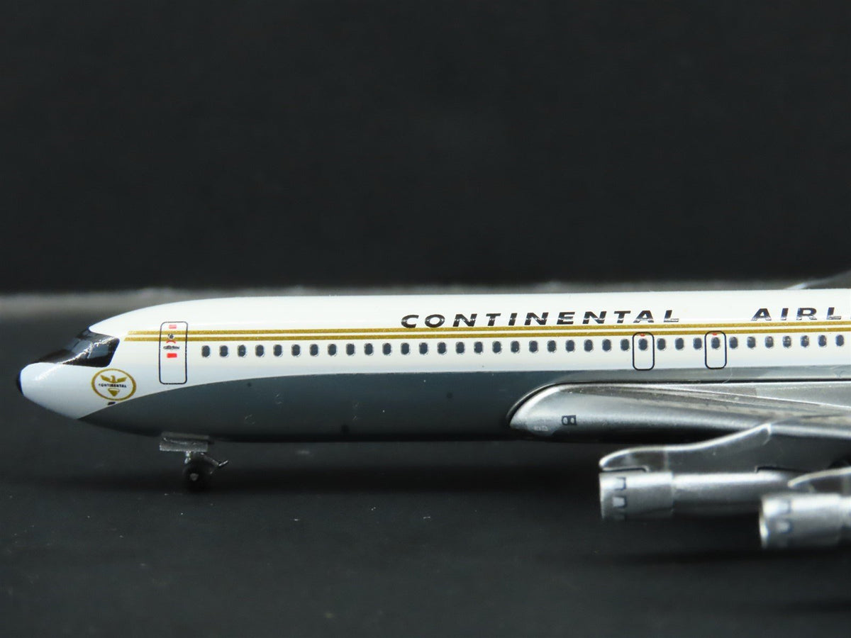 1:400 Aero Classics Die-Cast Continental Airlines Golden Jet B707-300 Airliner