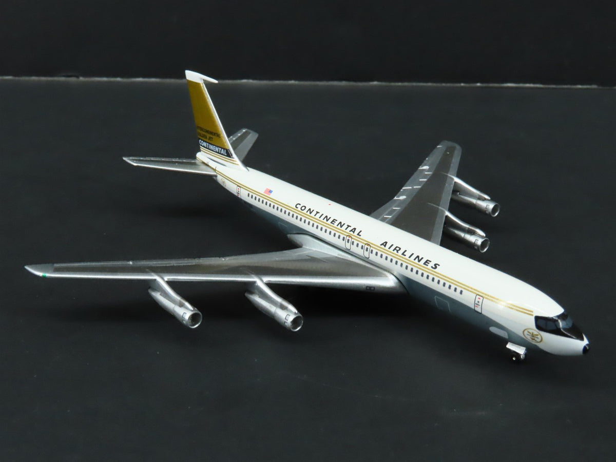 1:400 Aero Classics Die-Cast Continental Airlines Golden Jet B707-300 Airliner