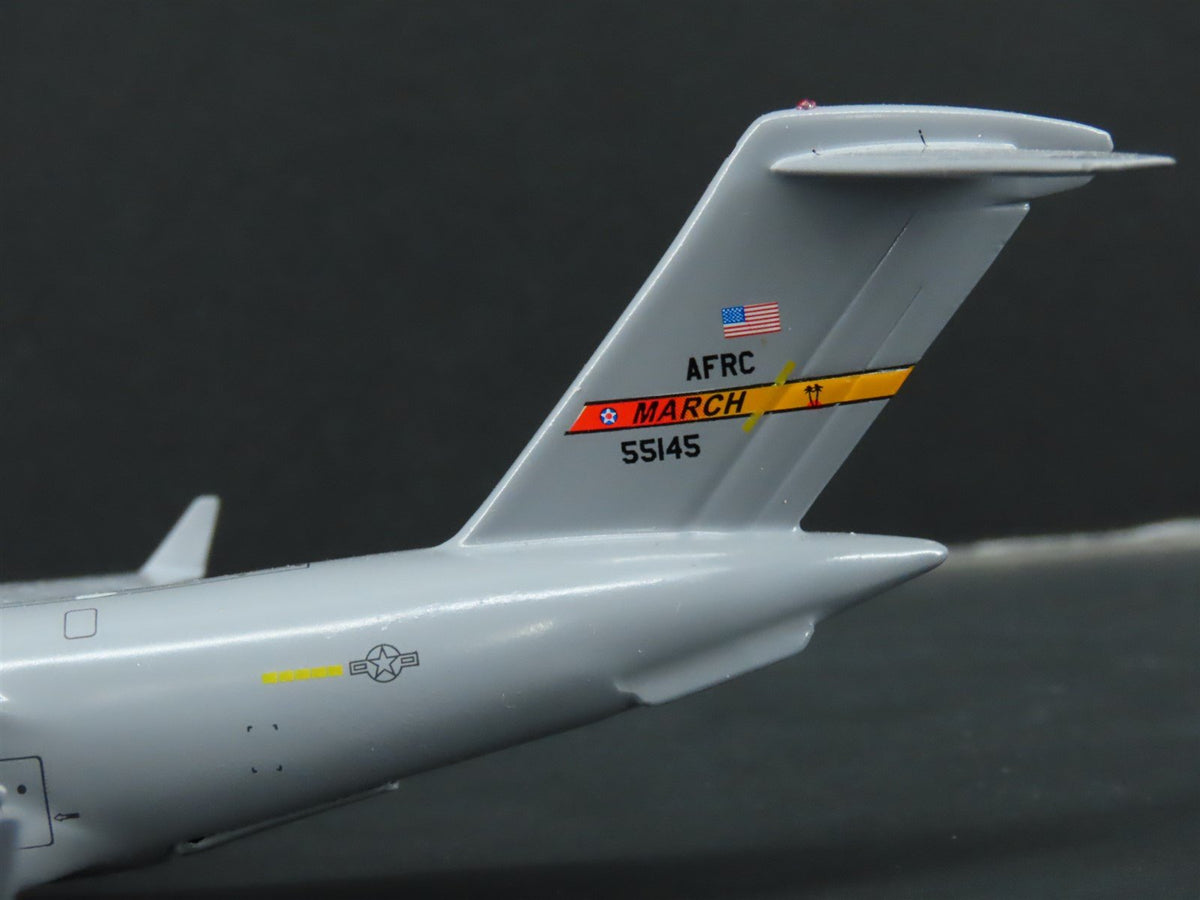 1:400 Gemini Macs GMUSA027 Die-Cast USAF Boeing C17 Globemaster III Airliner