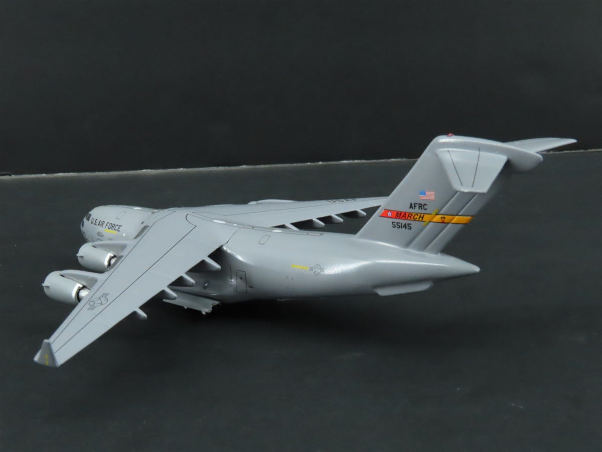 1:400 Gemini Macs GMUSA027 Die-Cast USAF Boeing C17 Globemaster III Airliner