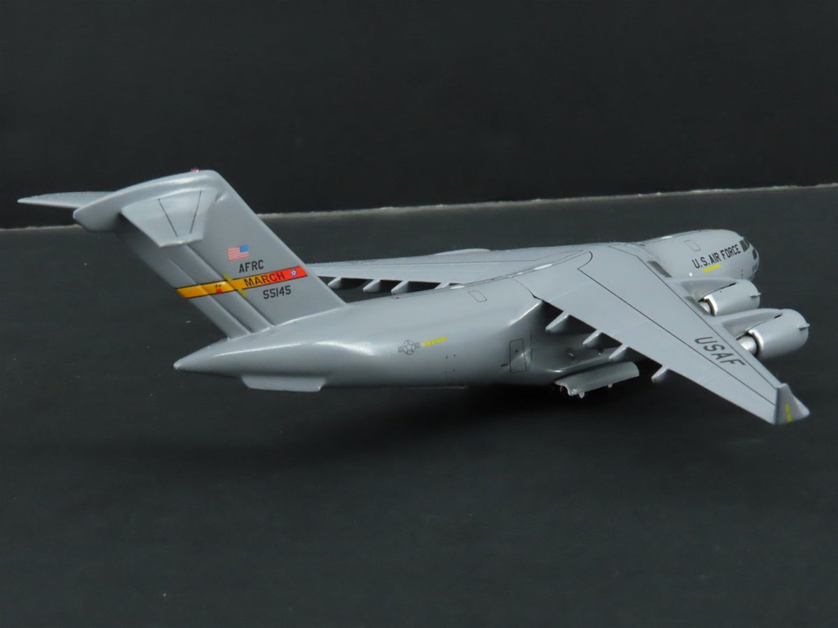 1:400 Gemini Macs GMUSA027 Die-Cast USAF Boeing C17 Globemaster III Airliner