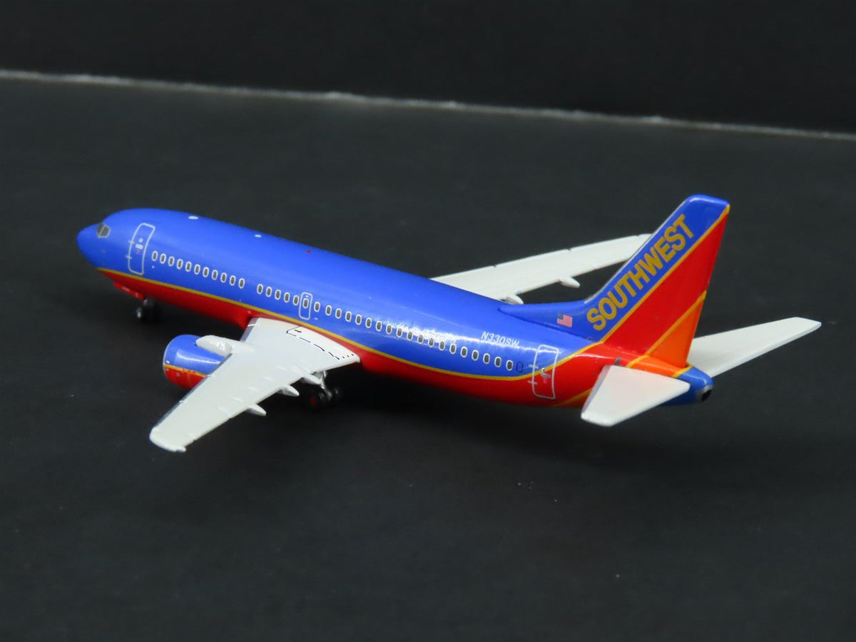 1:400 Gemini Jets GJSWA460 Die-Cast Southwest Airlines B737-300 Airliner