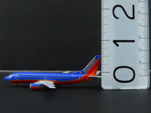 1:400 Gemini Jets GJSWA460 Die-Cast Southwest Airlines B737-300 Airliner