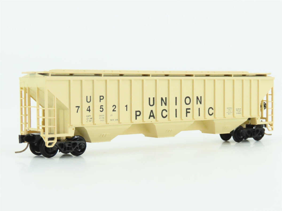 N Scale Precision Masters UP Union Pacific Railroad 3-Bay Covered Hopper #74521