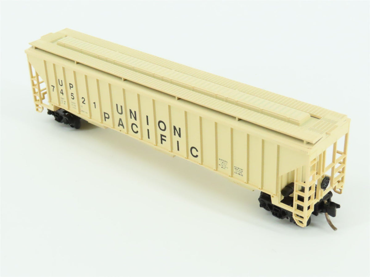 N Scale Precision Masters UP Union Pacific Railroad 3-Bay Covered Hopper #74521