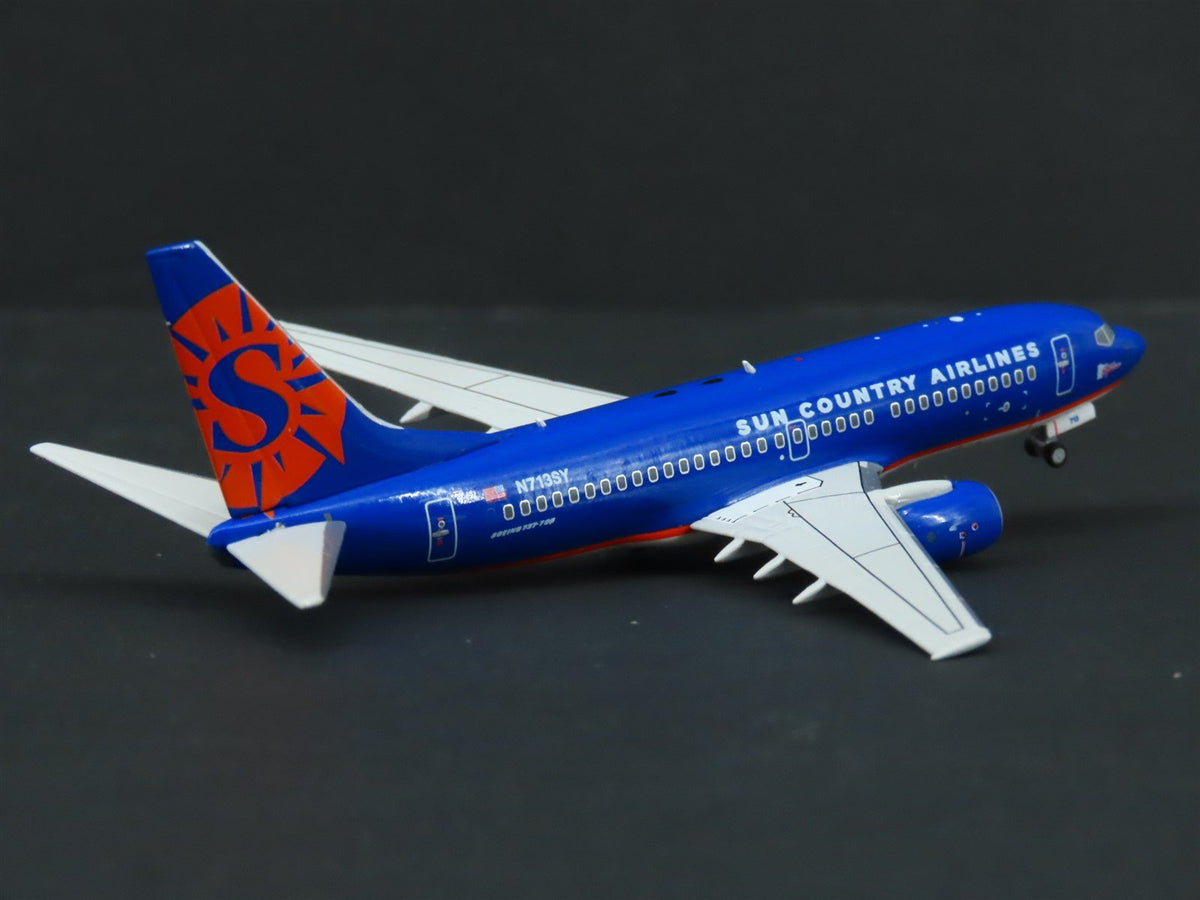 1:400 Scale NG Models 77011 Die-Cast Sun Country Boeing 737-700 Aircraft N713SY