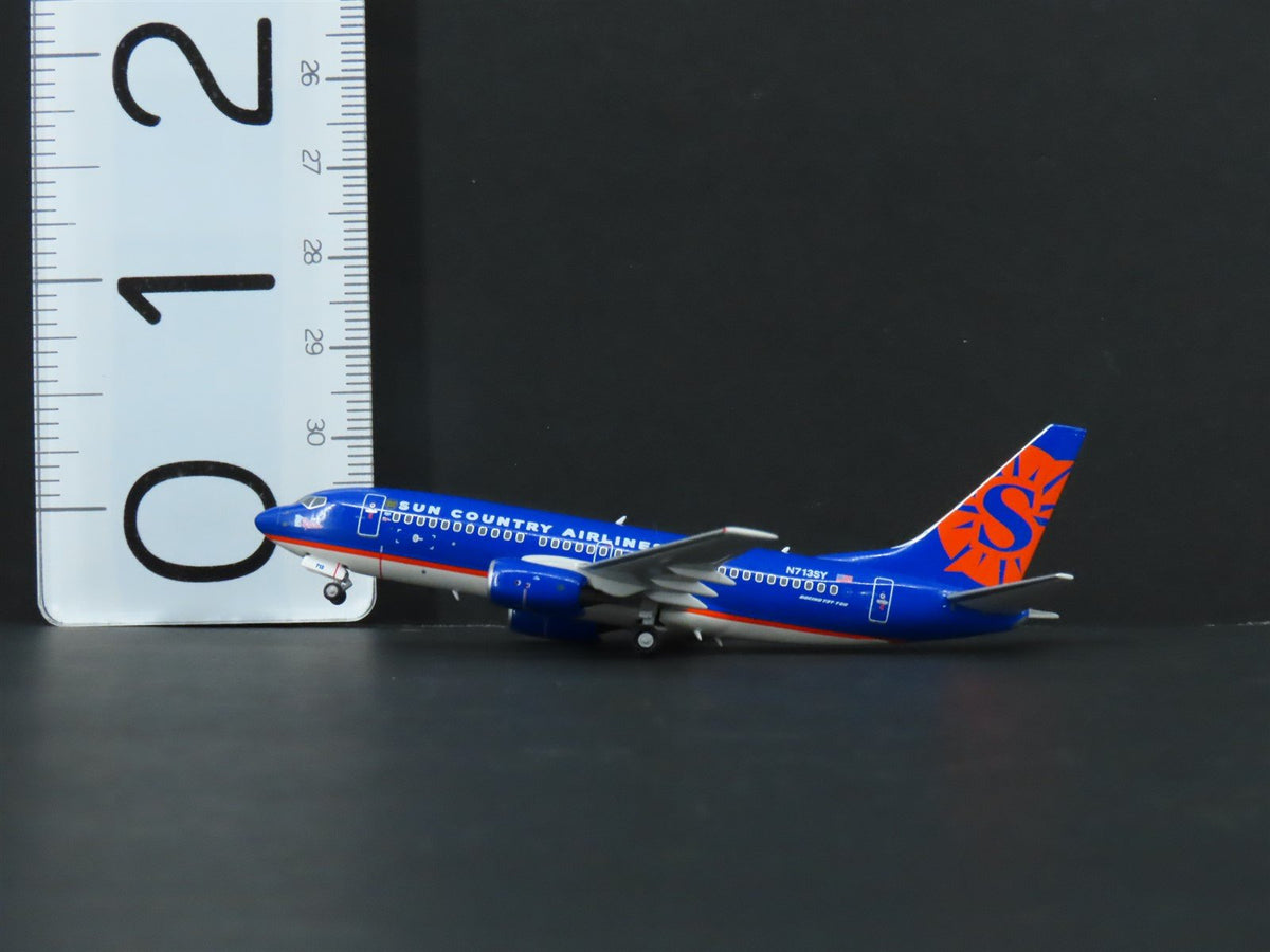 1:400 Scale NG Models 77011 Die-Cast Sun Country Boeing 737-700 Aircraft N713SY
