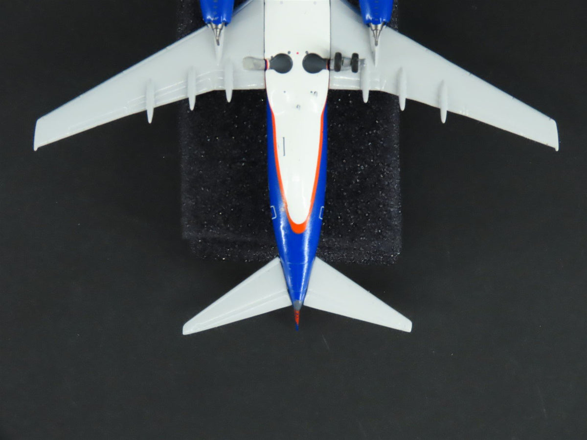 1:400 Scale NG Models 77011 Die-Cast Sun Country Boeing 737-700 Aircraft N713SY