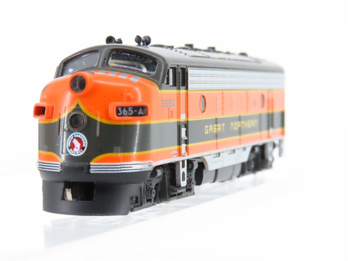 N Scale KATO GN Great Northern EMD F7A Diesel Locomotive #365A w/ DCC