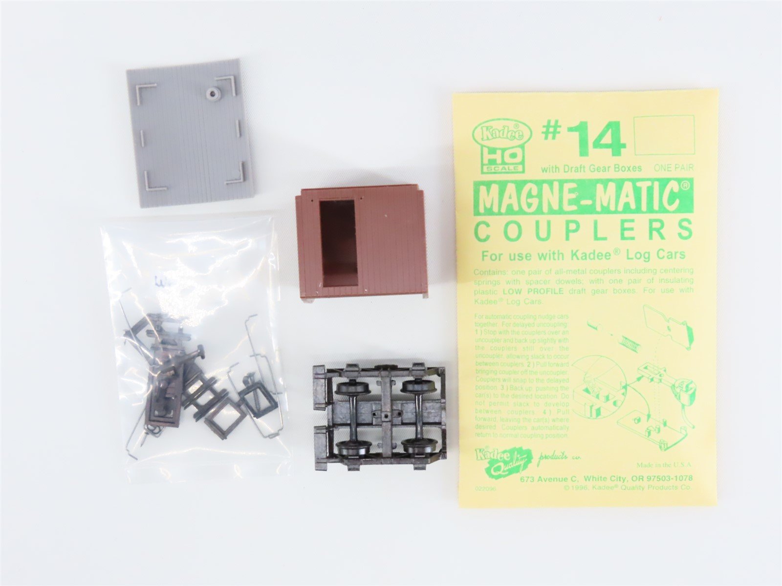 HO Scale Kadee Kit #104 Unlettered Industrial & Logging Caboose