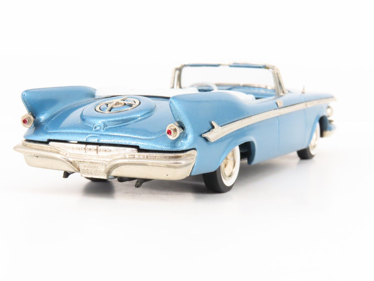 1:43 Scale The Brooklin Collection BRK.67A 1961 Chrysler Imperial Convertible