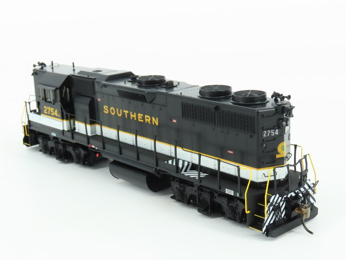 HO Scale Rapido 38013 SOU Southern &quot;Tuxedo&quot; EMD GP38 Diesel #2754A - DCC Ready