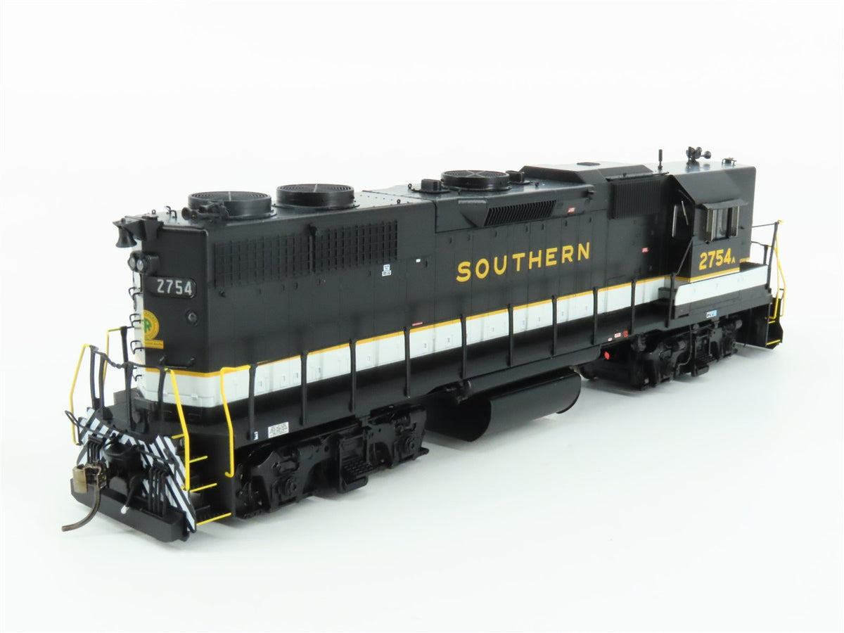 HO Scale Rapido 38013 SOU Southern &quot;Tuxedo&quot; EMD GP38 Diesel #2754A - DCC Ready