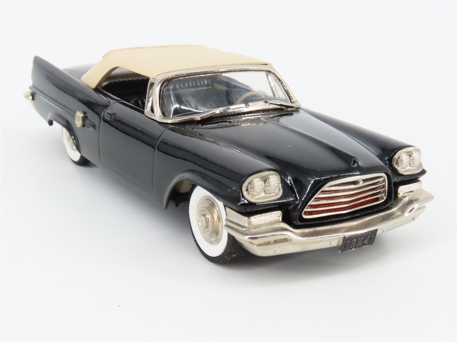 1:43 Scale The Brooklin Collection BRK.41X 1959 Chrysler 300E Convertible Up