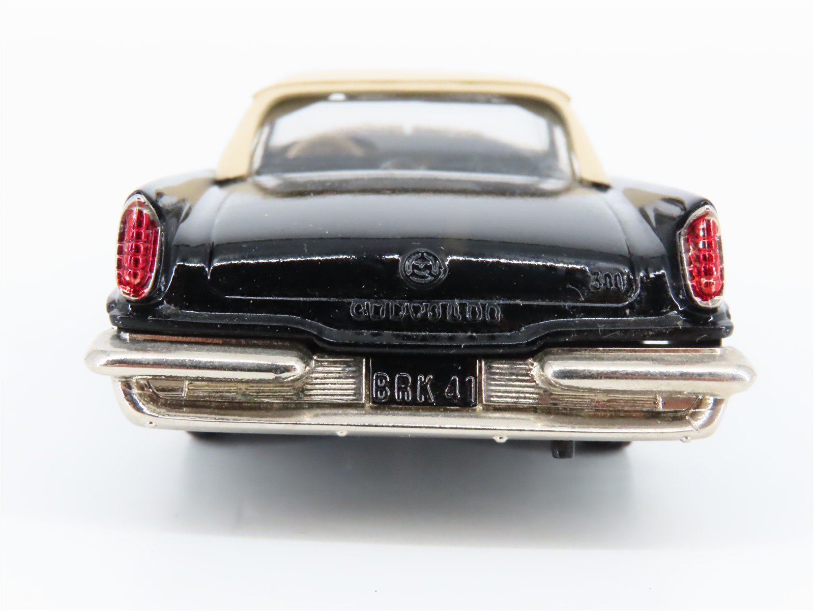 1:43 Scale The Brooklin Collection BRK.41X 1959 Chrysler 300E Convertible Up