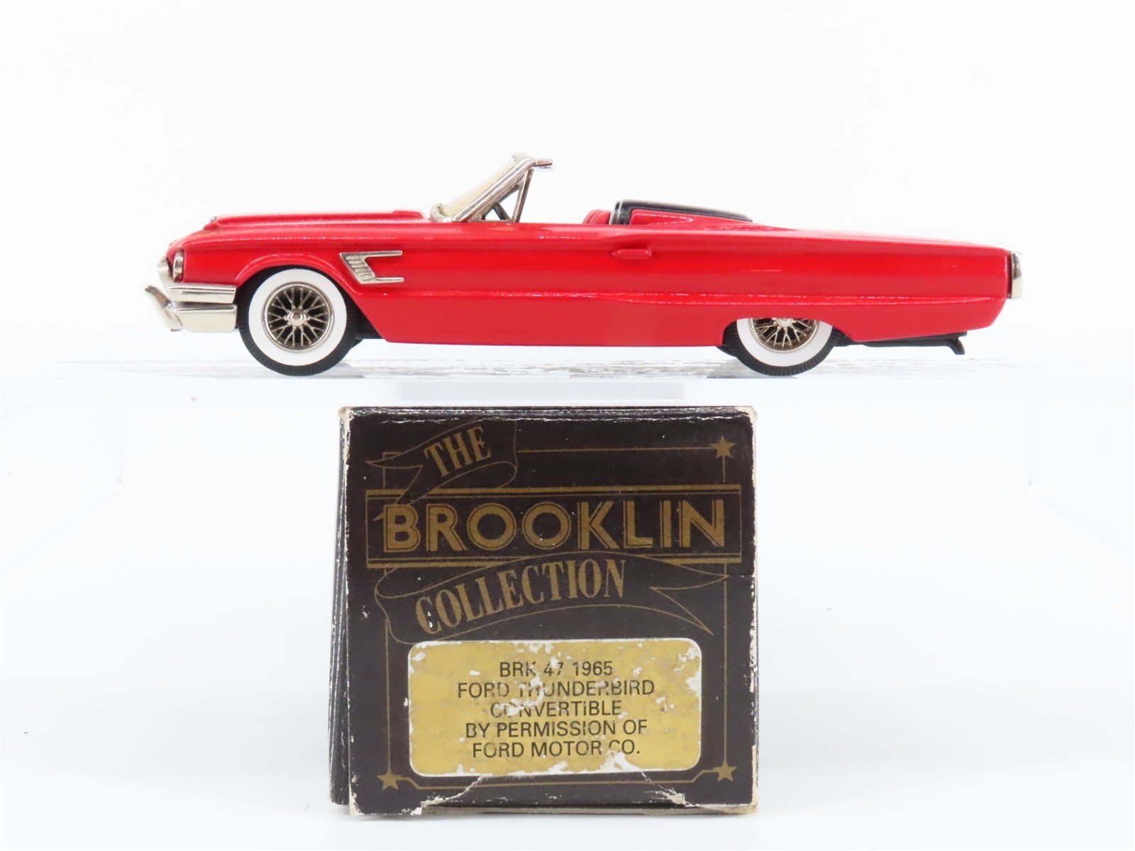 1:43 Scale The Brooklin Collection #BRK.47 1965 Ford Thunderbird Convertible