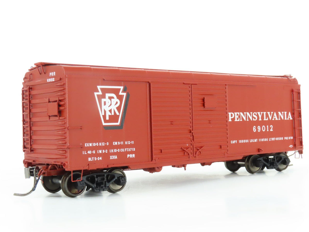 HO Scale Rapido 123009-1 PRR Pennsylvania X31A 40&#39; Round Roof Box Car #69012