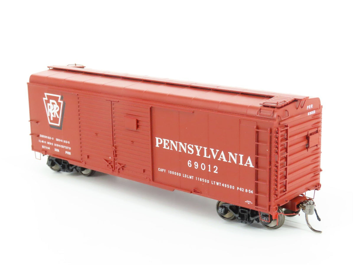 HO Scale Rapido 123009-1 PRR Pennsylvania X31A 40&#39; Round Roof Box Car #69012