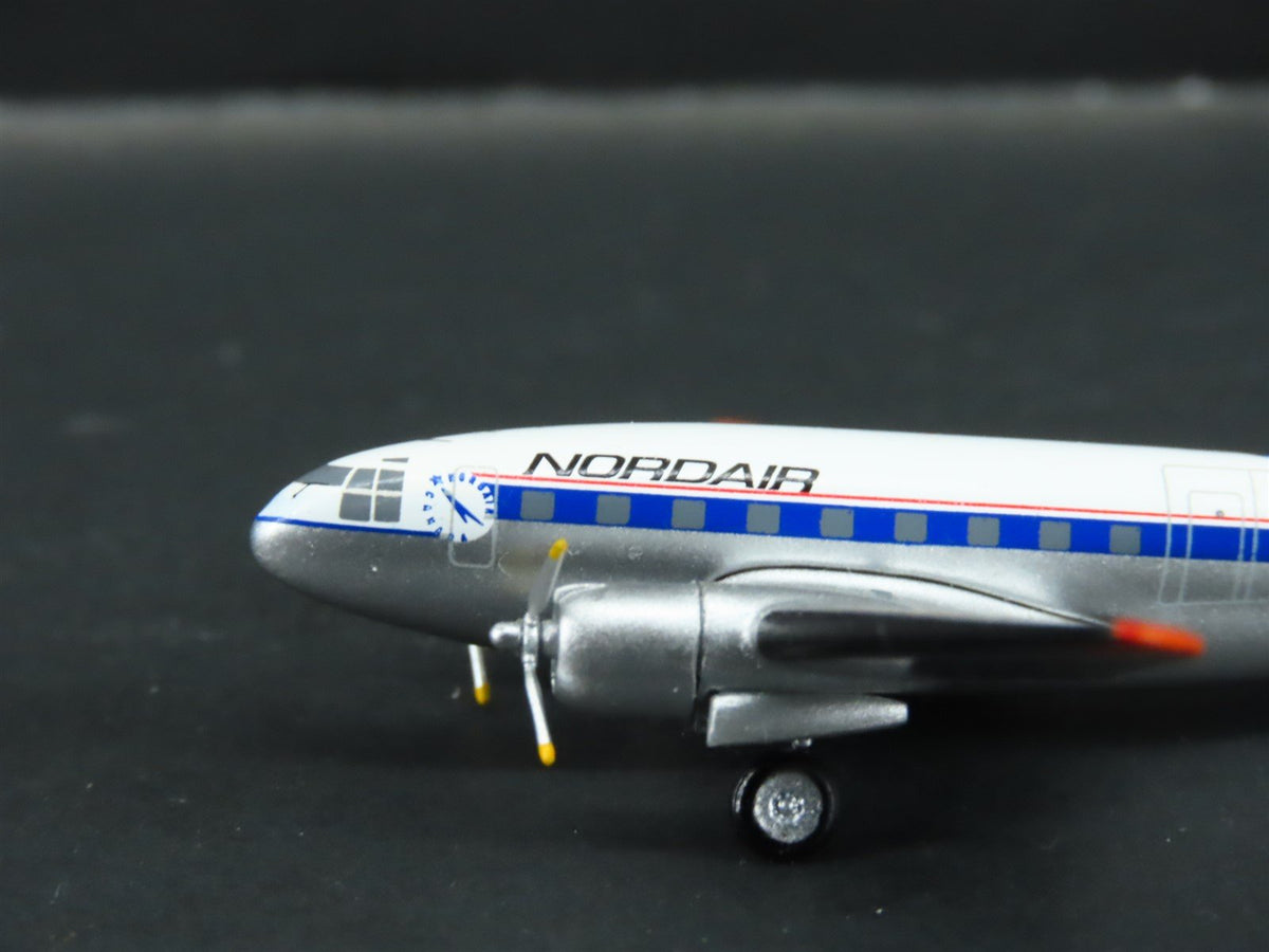 1:400 Scale Aero Classics Die-Cast Nordair Curtiss C-46C Aircraft CF-NAE