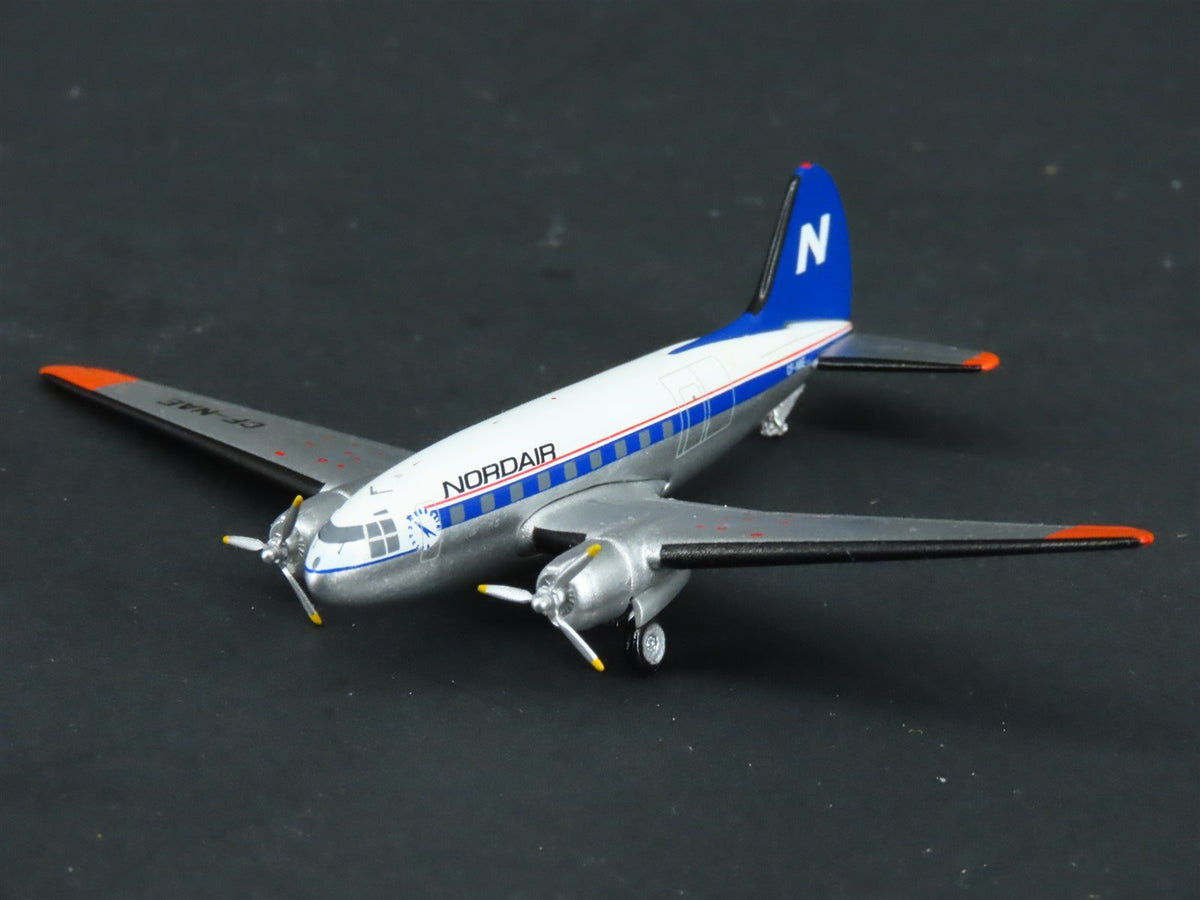 1:400 Scale Aero Classics Die-Cast Nordair Curtiss C-46C Aircraft CF-NAE