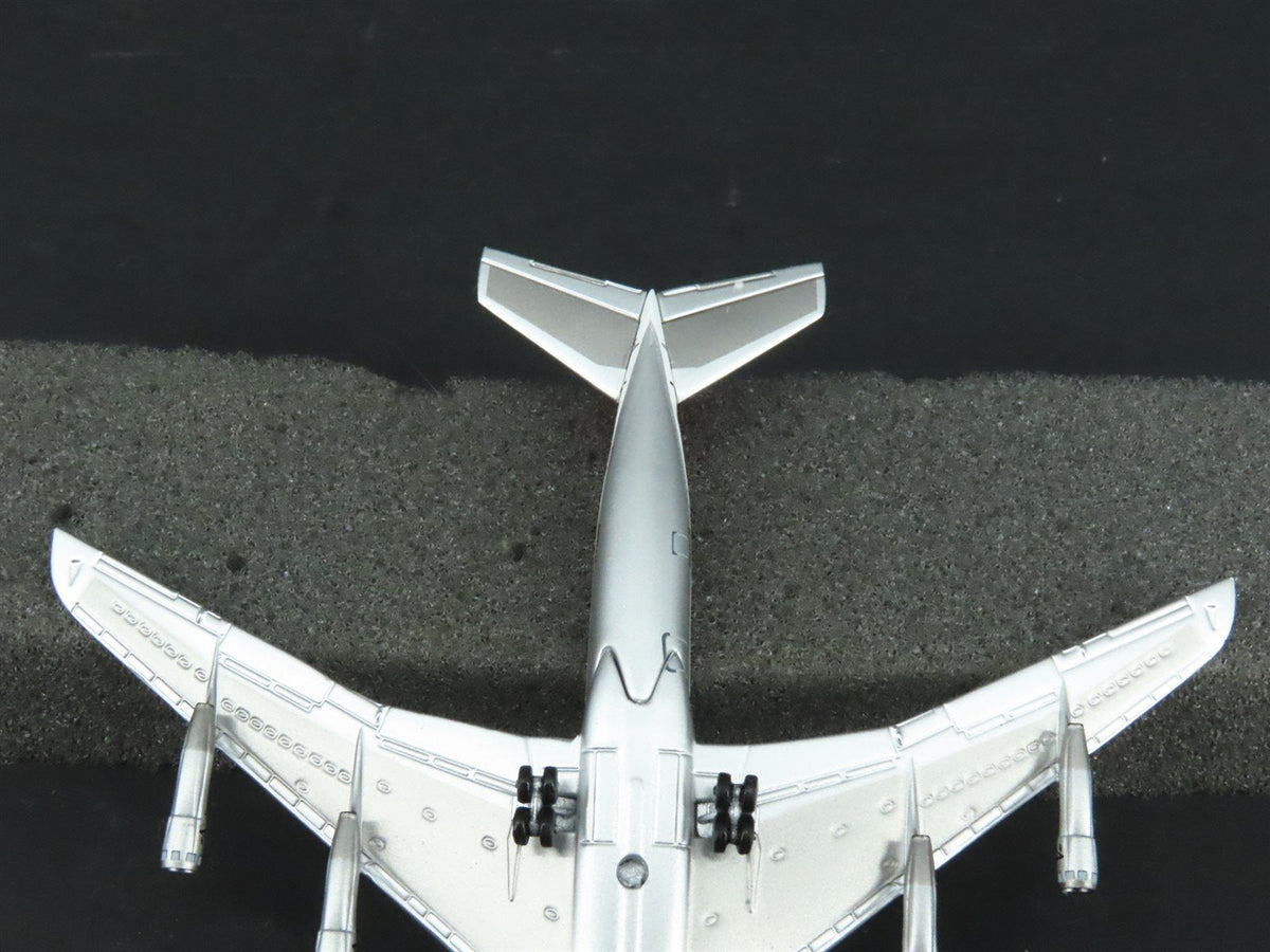 1:400 Scale Aero Classics Die-Cast Qantas Boeing B707-327C Aircraft N7099