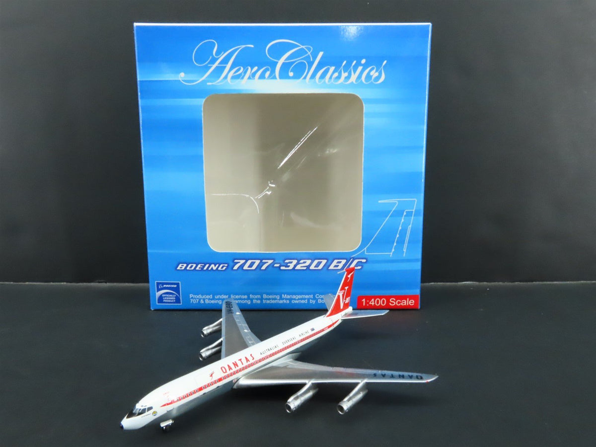 1:400 Scale Aero Classics Die-Cast Qantas Boeing B-707-338C Aircraft VH-EBO