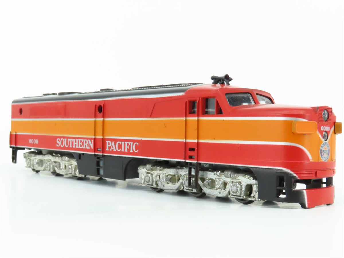HO Scale Athearn 3306 SP Southern Pacific &quot;Daylight&quot; PA-1 Diesel Loco #6009