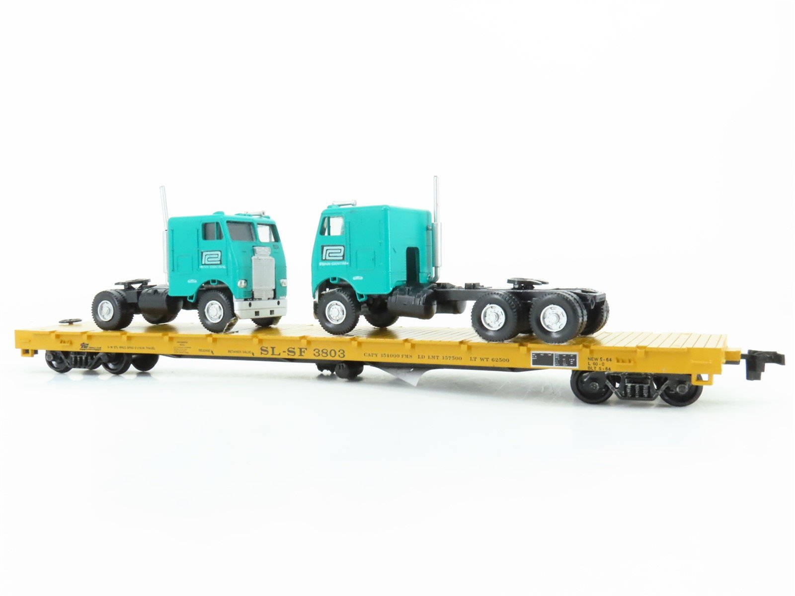 HO Scale Athearn SL-SF Frisco Railroad Flat Car #3803 w/ Custom Tractor Load