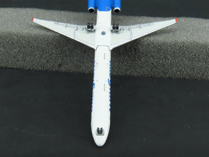 1:400 Gemini Jets GJAAY550B Die-Cast Allegiant Airlines MD-82 Airliner