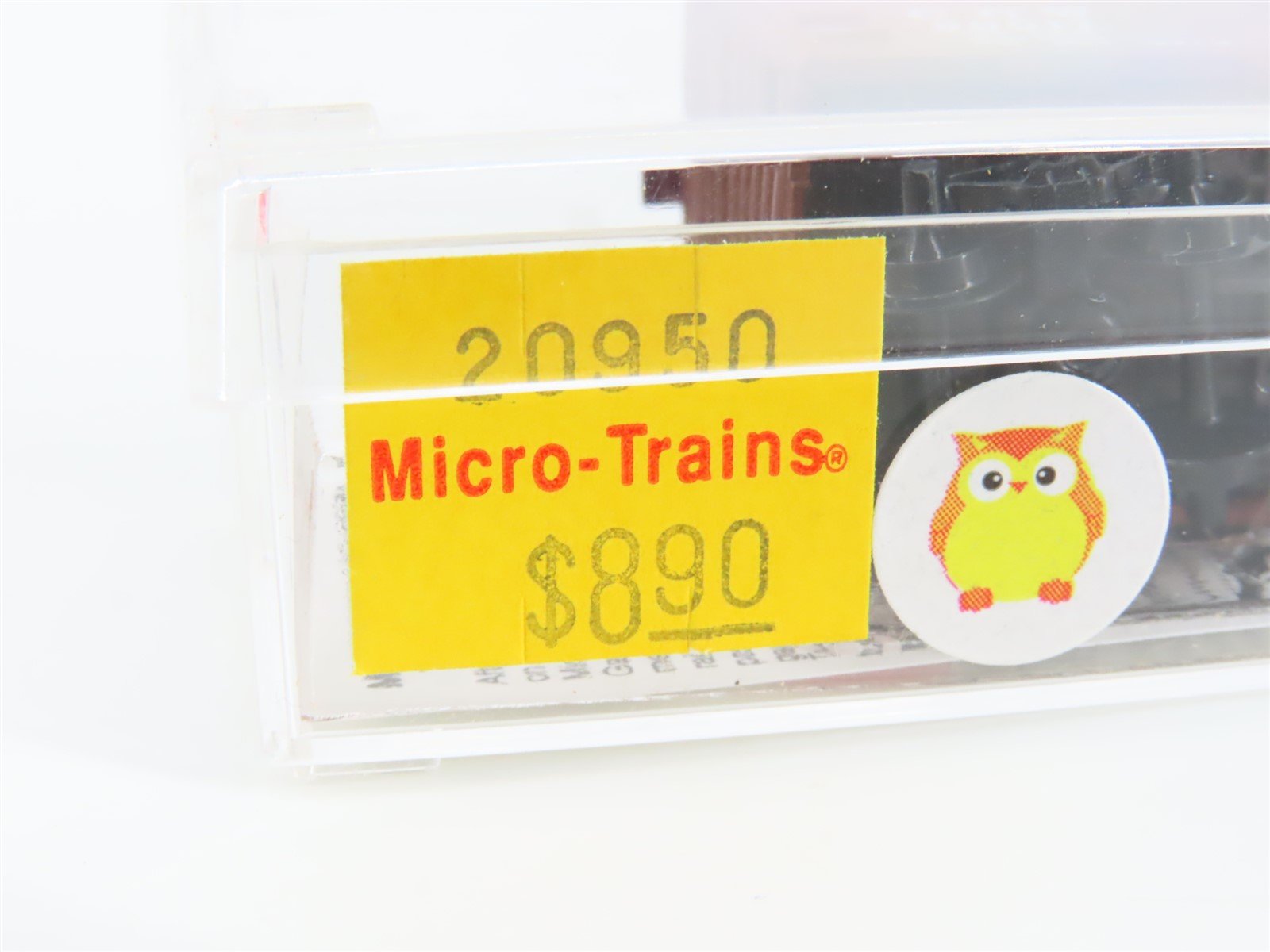 N Scale Micro-Trains MTL 20950 CGW Corn Belt Route 40' Single Door Boxcar #90017