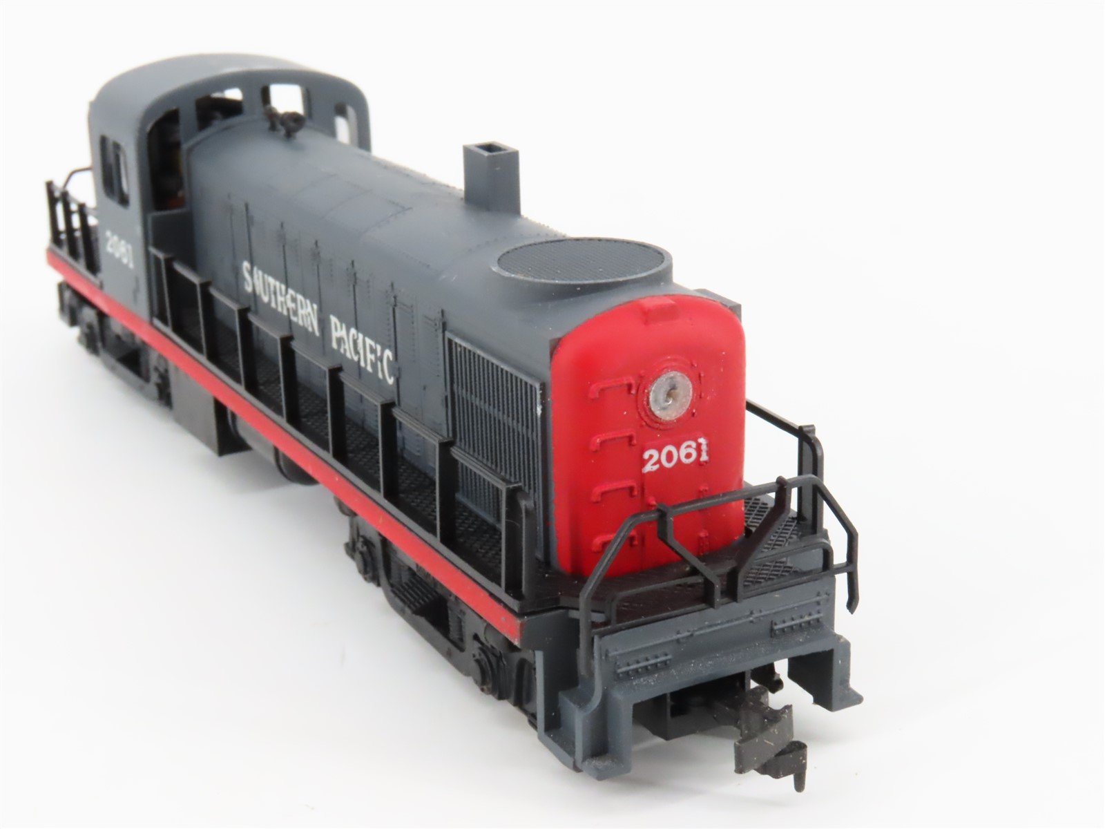 HO Scale AHM 5131A SP Southern Pacific RS-2 Diesel Locomotive #2061