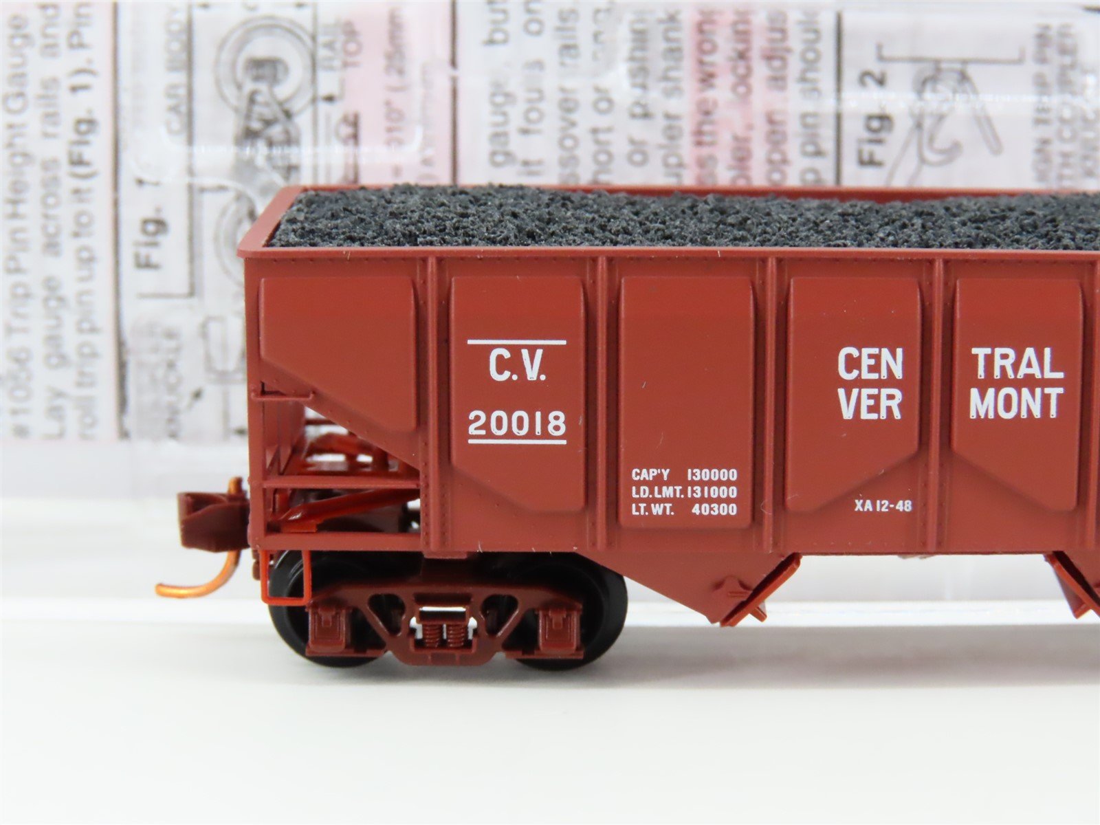 N Scale Micro-Trains MTL 08500060 CV Central Vermont 2-Bay Hopper #20018 w/load