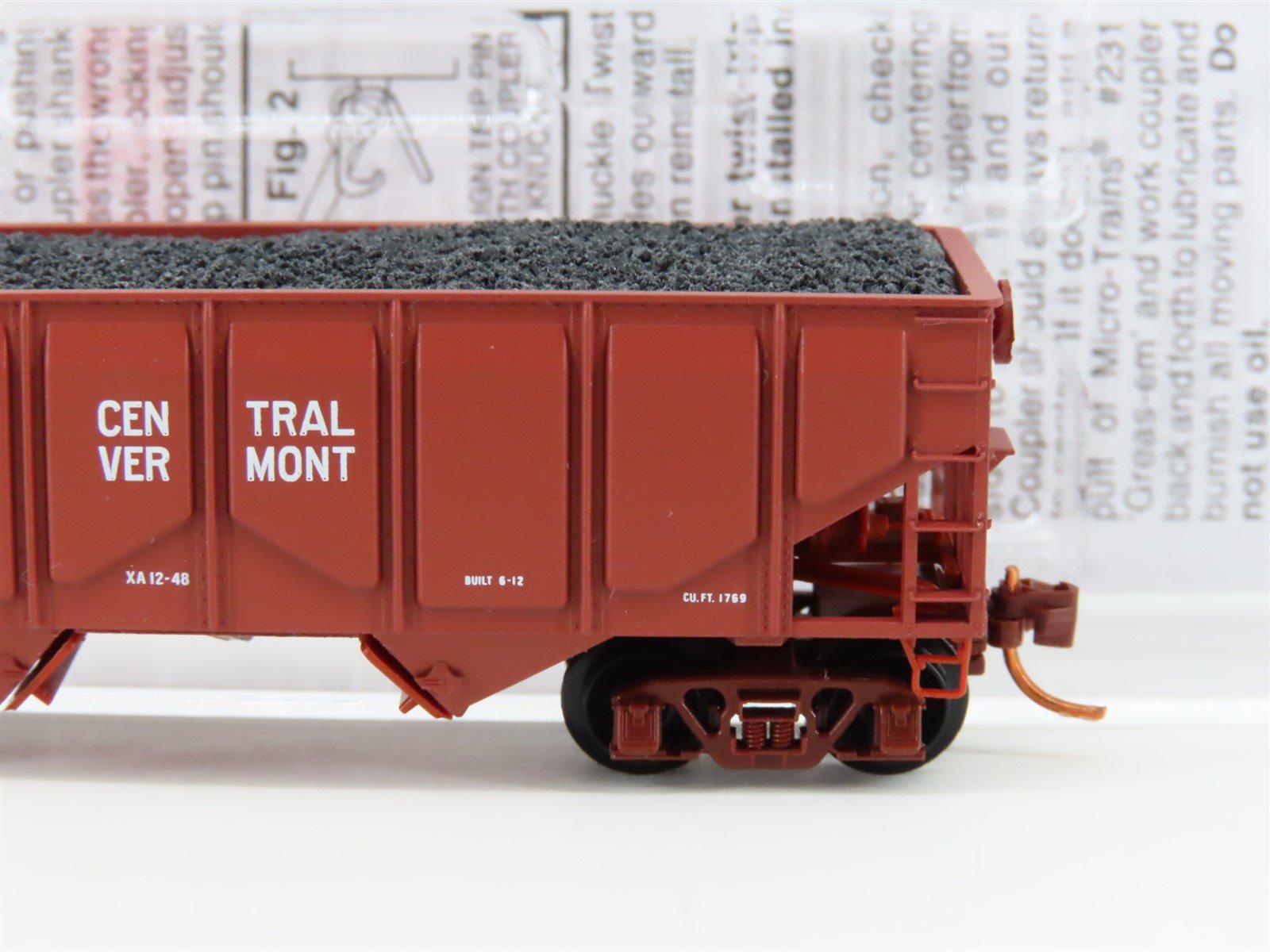 N Scale Micro-Trains MTL 08500060 CV Central Vermont 2-Bay Hopper #20018 w/load
