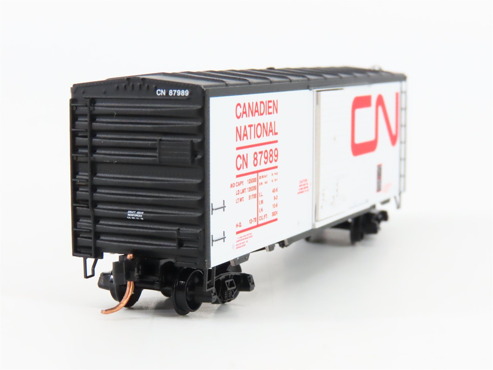 N Scale Micro-Trains MTL 07300250 CN Transparent 40